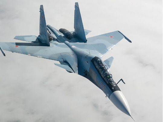 Винищувач Су-30 й три локомотиви: в ГУР повідомили про знищену військову техніку в рф