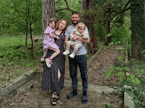 &laquo;З&nbsp;моєї родини четверо воюють. Після війни вони не&nbsp;можуть повернутись додому, бо&nbsp;в&nbsp;них немає дому&raquo;: історія переселенки
