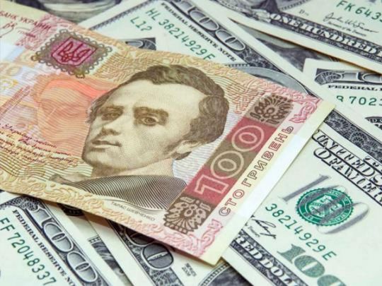 Курс долара на початку лютого: банкіри обіцяють стабільність