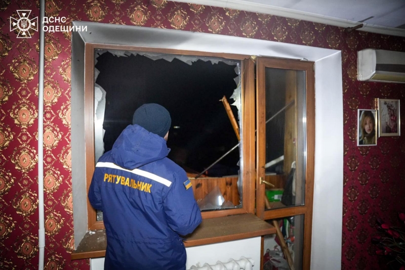 Пауербанк, що вибухнув, розніс квартиру в одеській багатоповерхівці (фото)