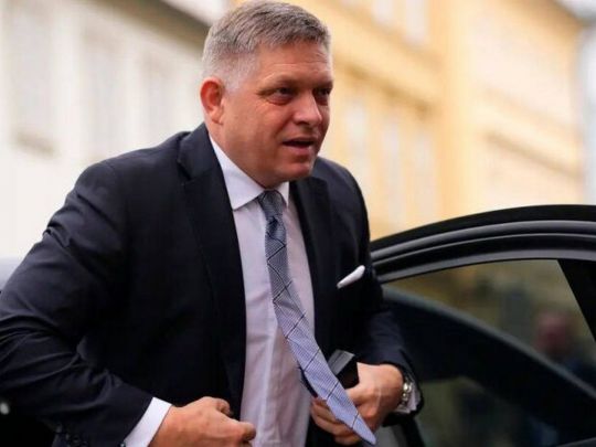 Розлючений Фіцо пригрозив Києву заблокувати фінансову допомогу: що сталося