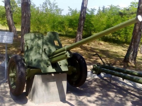 У бій прямо з музею? ЗСУ знищили 80-річну техніку окупантів