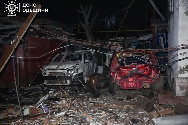 Пожар, разрушение домов и повреждение энергообъектов: последствия вечерней атаки БпЛА в Одессу (обновлено)