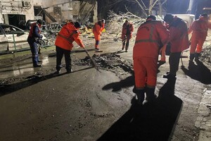 Пожар, разрушение домов и повреждение энергообъектов: последствия вечерней атаки БпЛА в Одессу (обновлено)