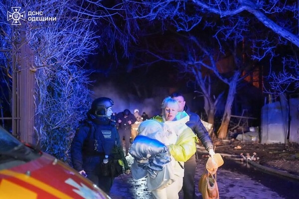 Пожар, разрушение домов и повреждение энергообъектов: последствия вечерней атаки БпЛА в Одессу (обновлено)