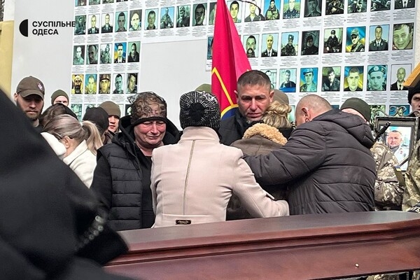 В Одессе простились с активистом Демьяном Ганулом