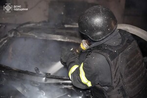 Пожар, разрушение домов и повреждение энергообъектов: последствия вечерней атаки БпЛА в Одессу (обновлено)