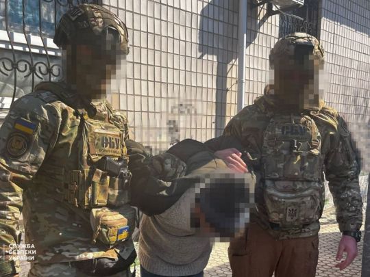 Планували підірвати агента: СБУ запобігла теракту в херсонському ТЦК (фото)