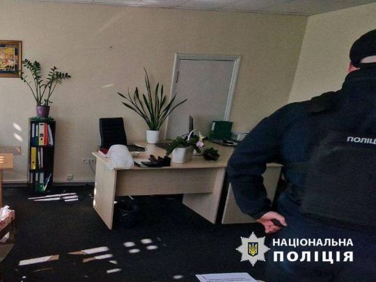 Трагедія в офісі: в Києві чоловік розстріляв працівницю компанії та наклав на себе руки