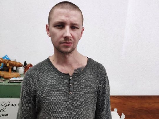 «В колонії у сина всохла нога»: батько молодого чоловіка з важкою інвалідністю, якому окупанти дали 16 років ув’язнення