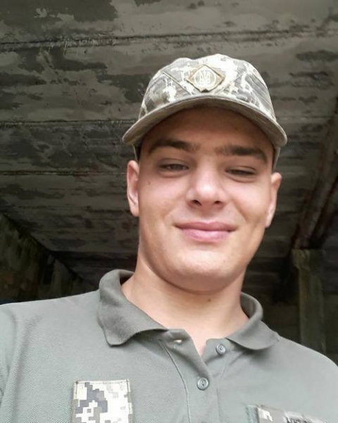 Є надія, що вони у полоні: рідні військових моряків, які безвісти зникли у березні 2022 року після влучання російської ракети у катер