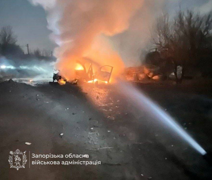 Загарбники вночі обстріляли мирні міста, а російські промислові об’єкти атакували невідомі дрони (фото, відео)