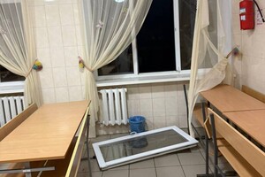 Повреждены дома и школы, есть пострадавшие: последствия атаки БпЛА на Одессу (обновлено)