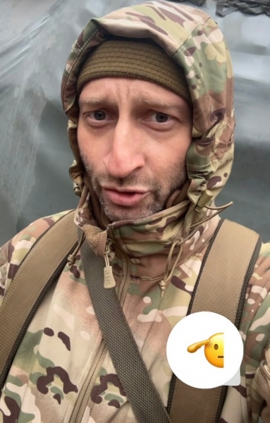 «Як я виглядаю»: популярний співак та військовий вперше за довгий час вийшов на звʼязок (фото)