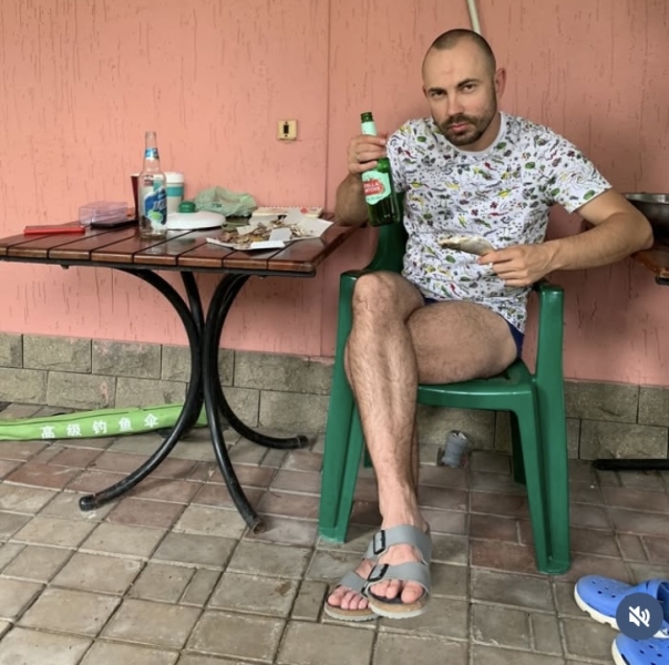 Реву: Андрій Бєдняков розчулив мережу спогадами про рідне місто