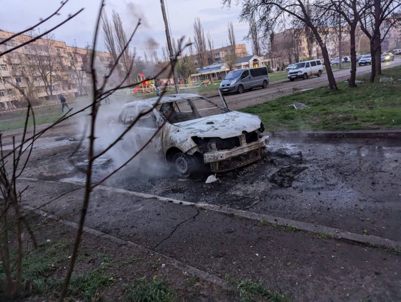 Росіяни завдали удару баллістикою по центру Кривого Рогу — поряд з дитячим майданчиком: багато загиблих (фото, відео)