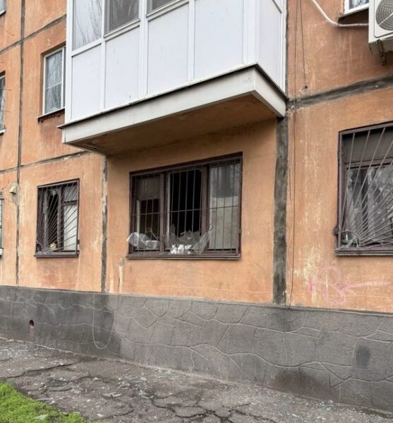 Терористи знову обстрілювали мирні міста і&nbsp;села України: постраждали люди, пошкоджено житло та&nbsp;інфраструктуру