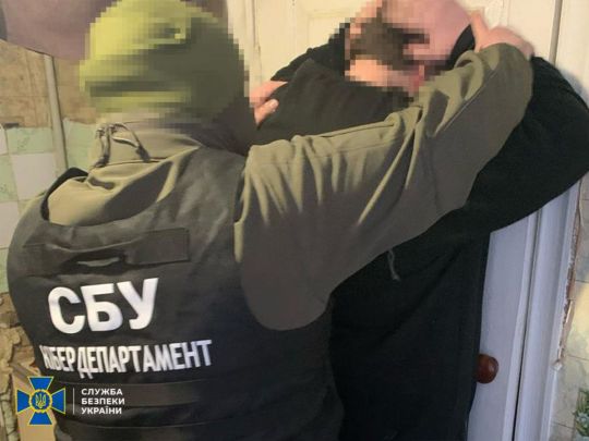 Вчиняли інформаційні диверсії: на Київщині діяло підпільне PR-агентство