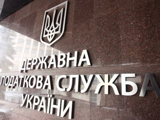 Податкова стягуватиме податки з тих, хто торгує на онлайн-майданчиках: кого ці «листи щастя» не стосуватимуться
