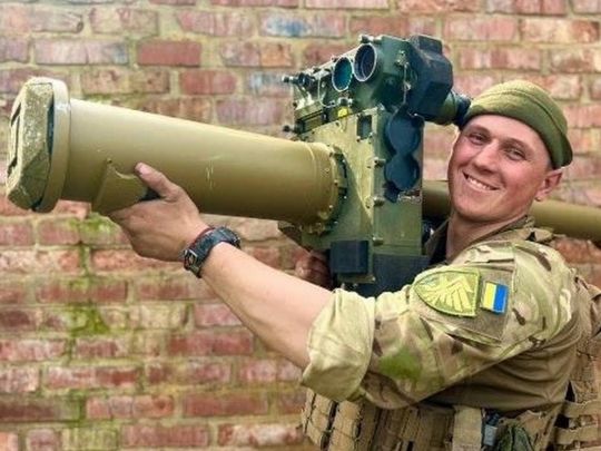 Освідчився коханій в тирі 28 квітня. Через два роки в той самий день і місяць загинув: історія 25-річного захисника, який посмертно став Героєм України