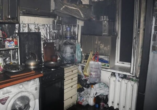 В Одессе из-за замыкания кондиционера вспыхнул пожар в квартире