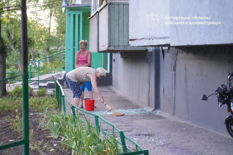 Окупанти вночі атакували Запоріжжя: є&nbsp;поранені, зруйновані будинки