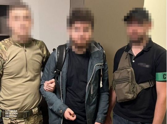 Розставляв &laquo;відеопастки&raquo;, щоб коригувати удари по&nbsp;Києву та&nbsp;шпигувати на&nbsp;&laquo;Укрзалізниці&raquo;: СБУ затримала у&nbsp;столиці російського агента