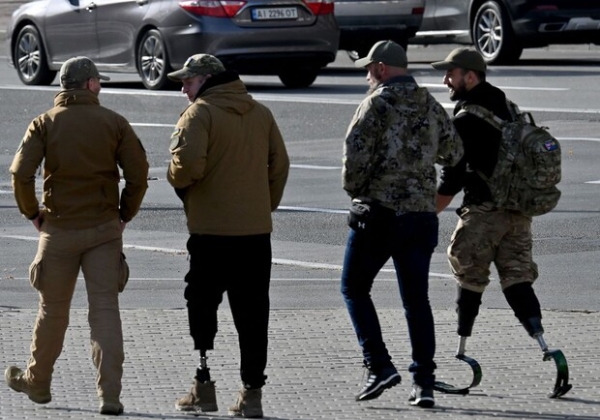 В Одессе ветерана с инвалидностью сломали руку во время конфликта с людьми в форме В Одессе ветерана с инвалидностью сломали руку во время конфликта с людьми в форме