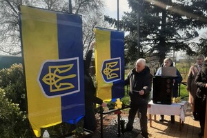 Чествование памяти защитников Украины: под Одессой открыли Аллею Героев